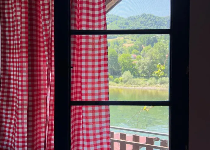 Zelenika Drina 아파트